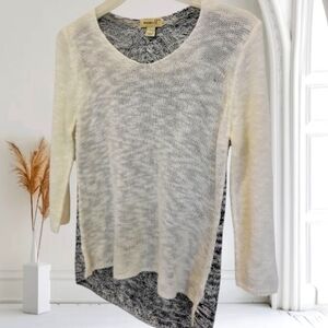 Live & Let Live One World 2 Tone Loose Knit Pullover Top Light Weight Top PS